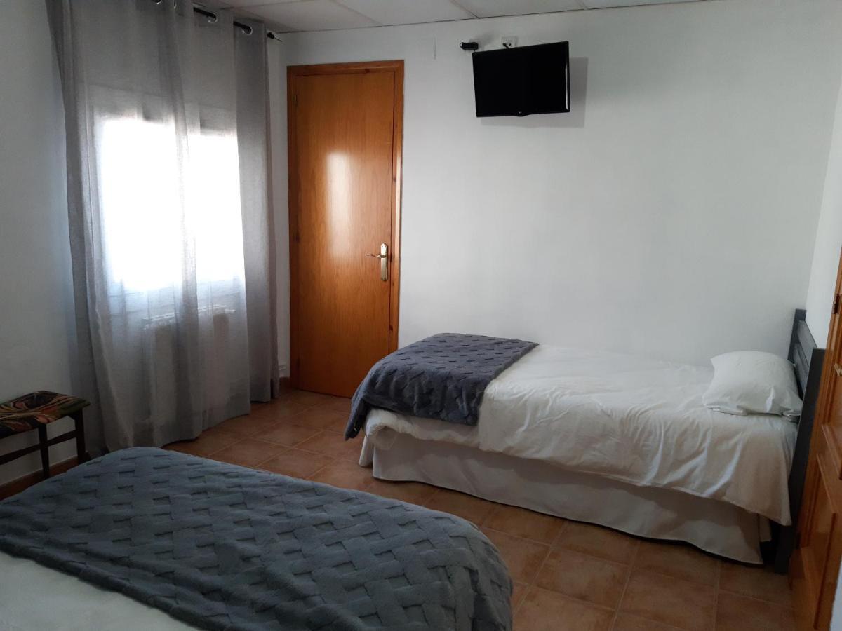 Fonda Toldra Hotel Ulldemolins Екстериор снимка