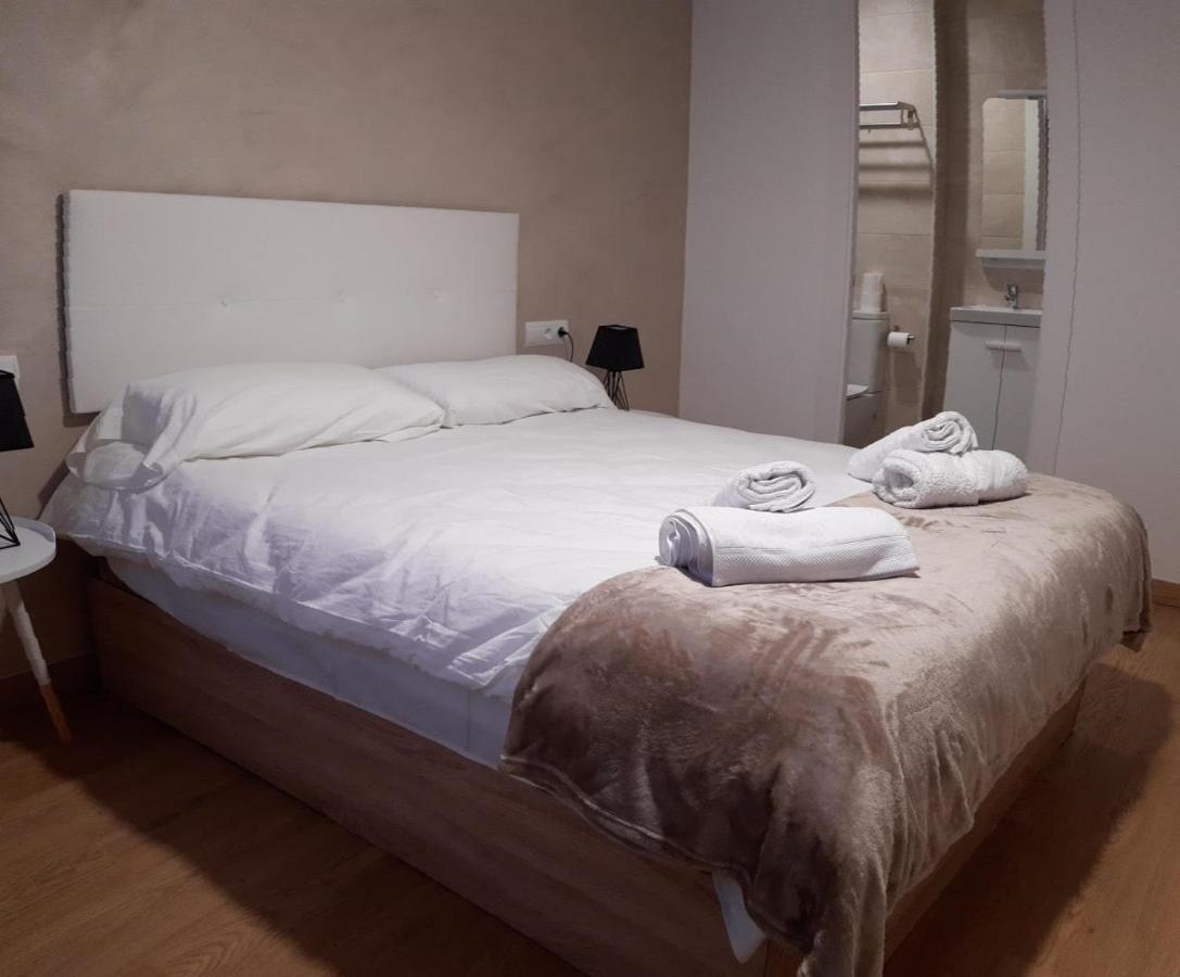 Fonda Toldra Hotel Ulldemolins Екстериор снимка