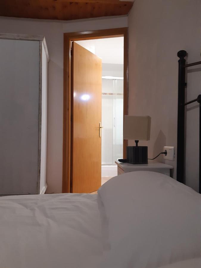 Fonda Toldra Hotel Ulldemolins Екстериор снимка