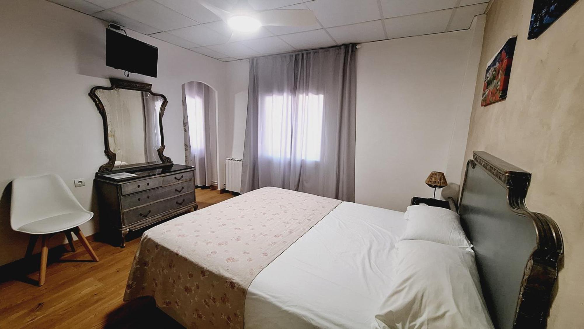 Fonda Toldra Hotel Ulldemolins Екстериор снимка