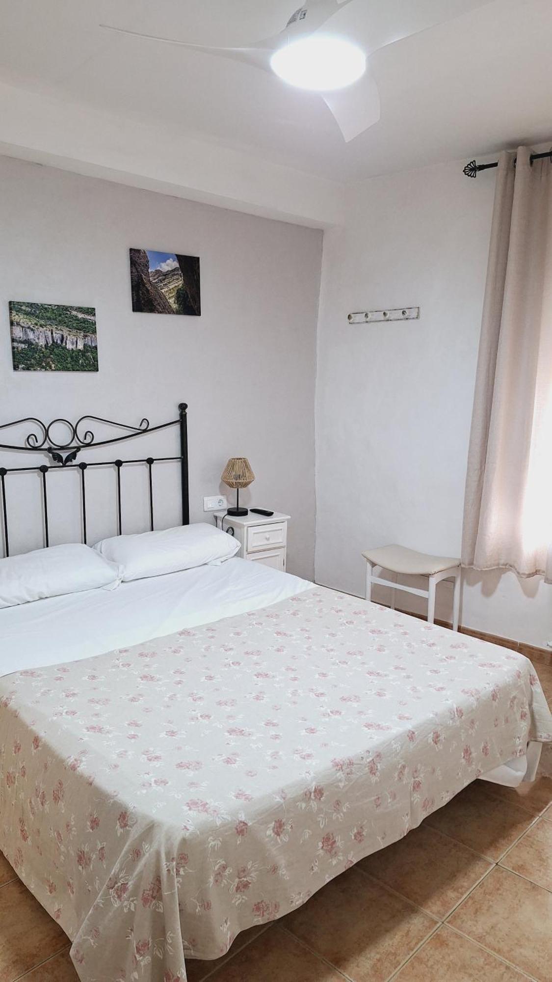 Fonda Toldra Hotel Ulldemolins Екстериор снимка