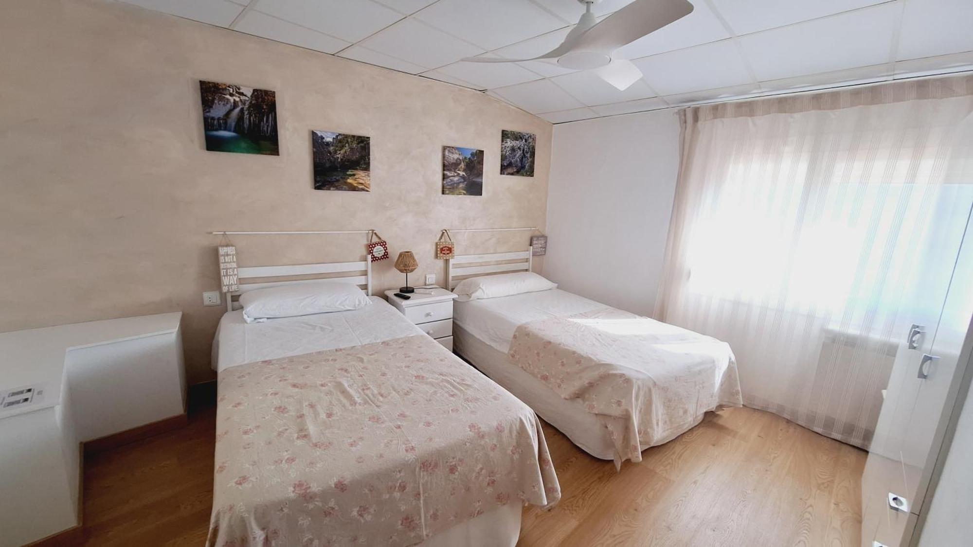 Fonda Toldra Hotel Ulldemolins Екстериор снимка