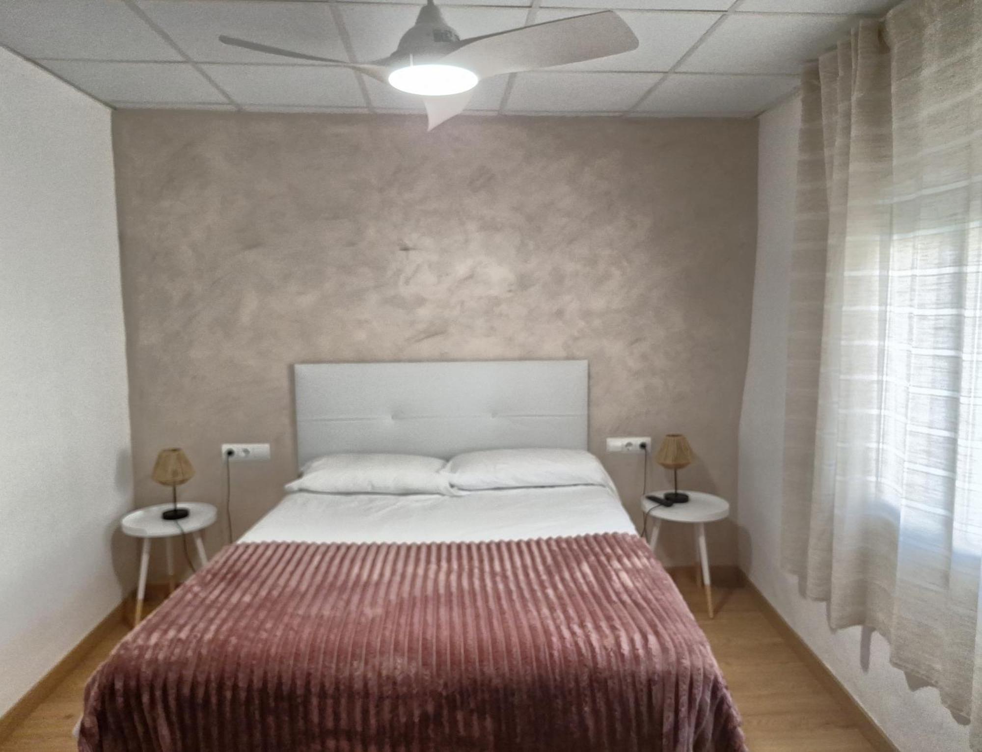 Fonda Toldra Hotel Ulldemolins Екстериор снимка