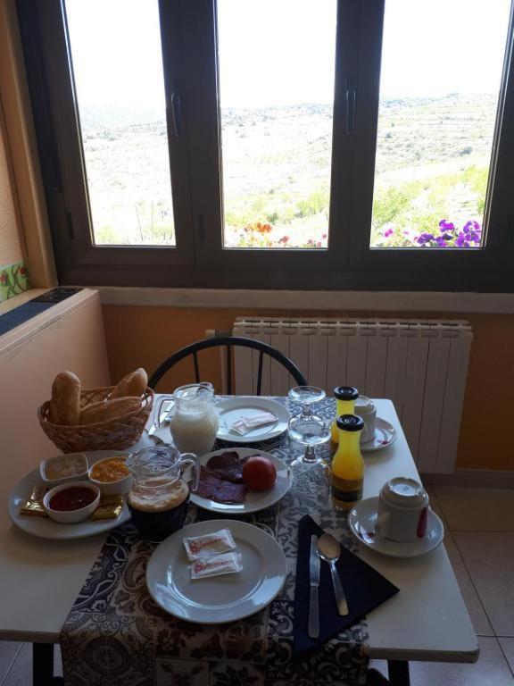 Fonda Toldra Hotel Ulldemolins Екстериор снимка